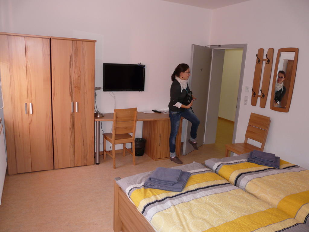 Sport Tourist Hostel Weißenfels Habitación foto